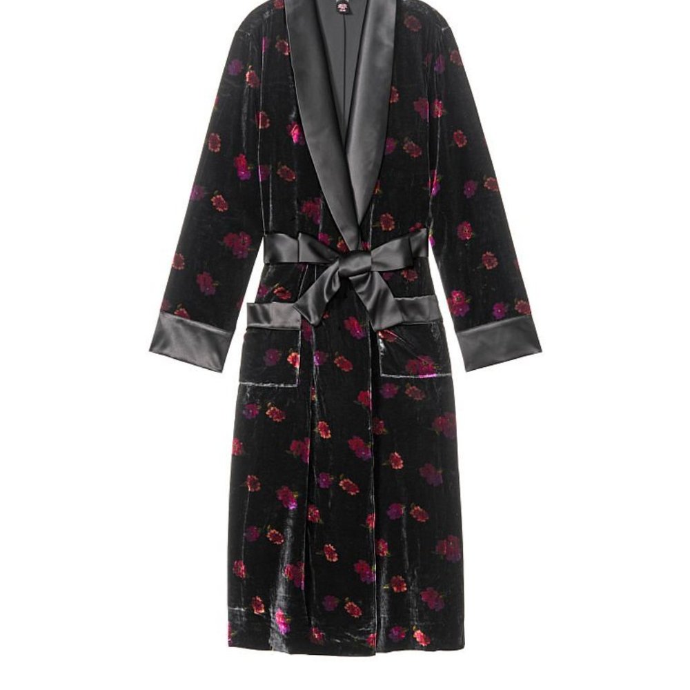 NWT Victoria's Secret Velvet Floral Robe